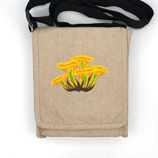 Jack-o’-lantern Mushroom Field Bag
