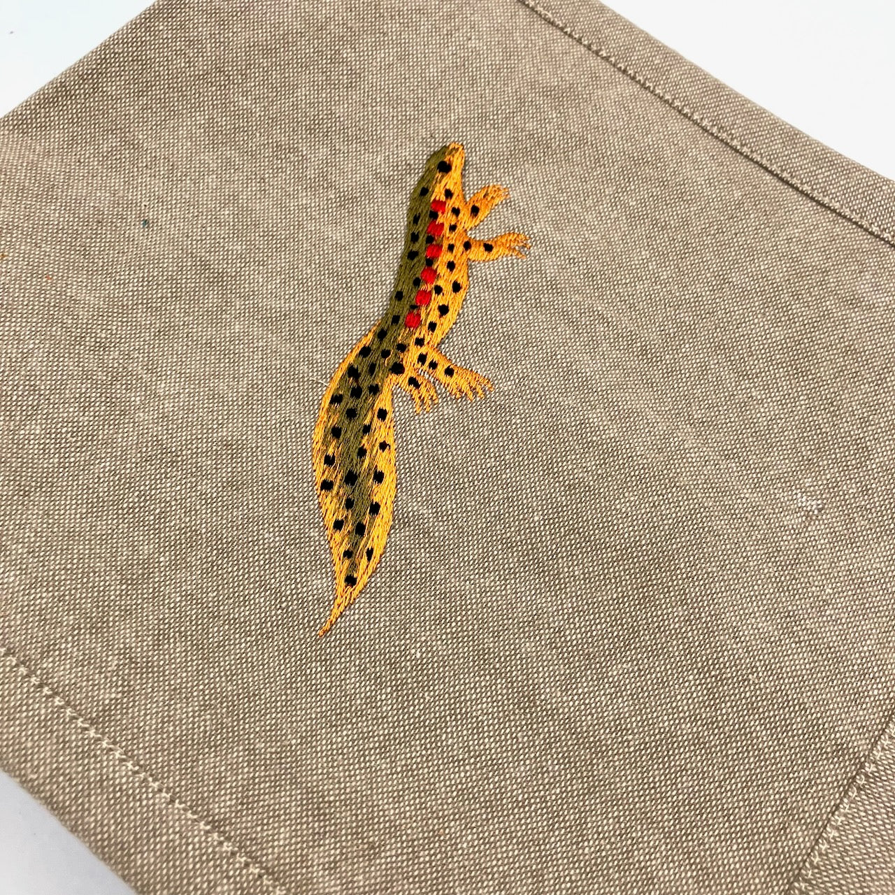 Eastern Newt Field Bag